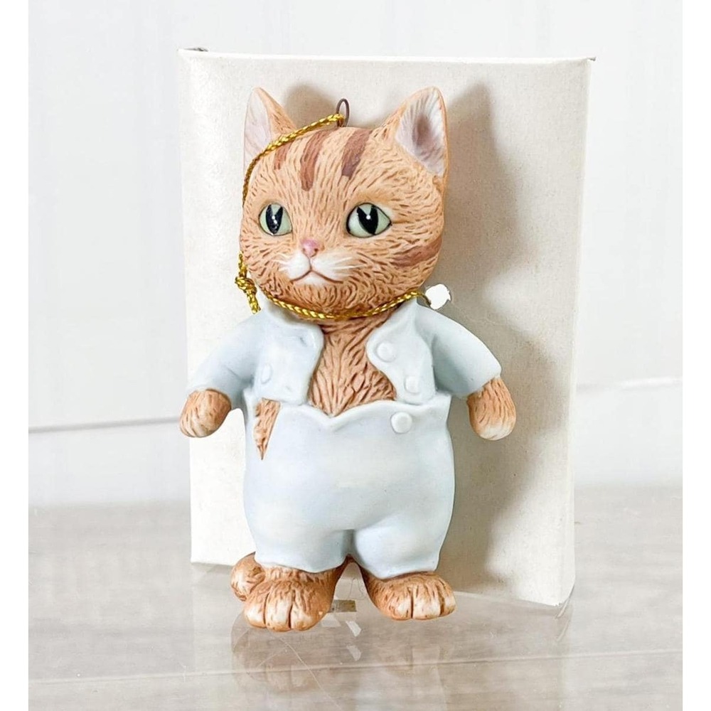 Vintage Beatrix Potter‎ Tom Cat Ornament - 1990 Porcelain Holiday Decor